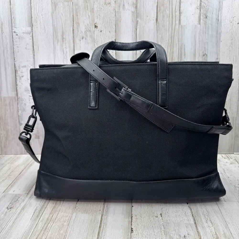 Tumi Briefcase Large Shoulder Satchel Travel  Tote Bag Black Leather Trim Unisex